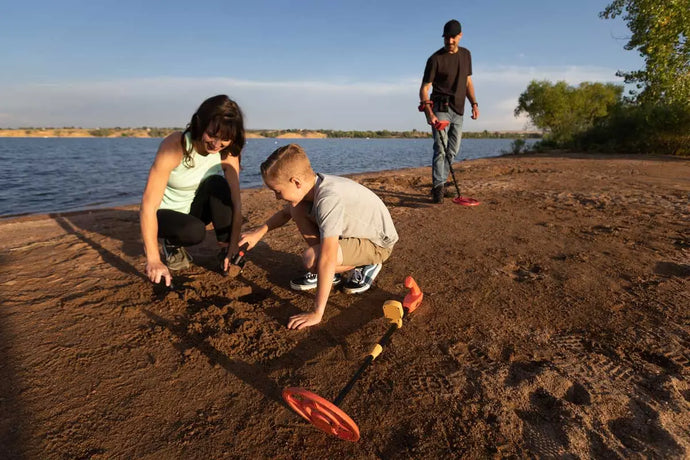 Why a Metal Detector Is a Fantastic Gift Idea